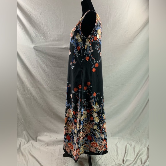 Floral Print Tank Dress With Pockets - Picture 8 of 9